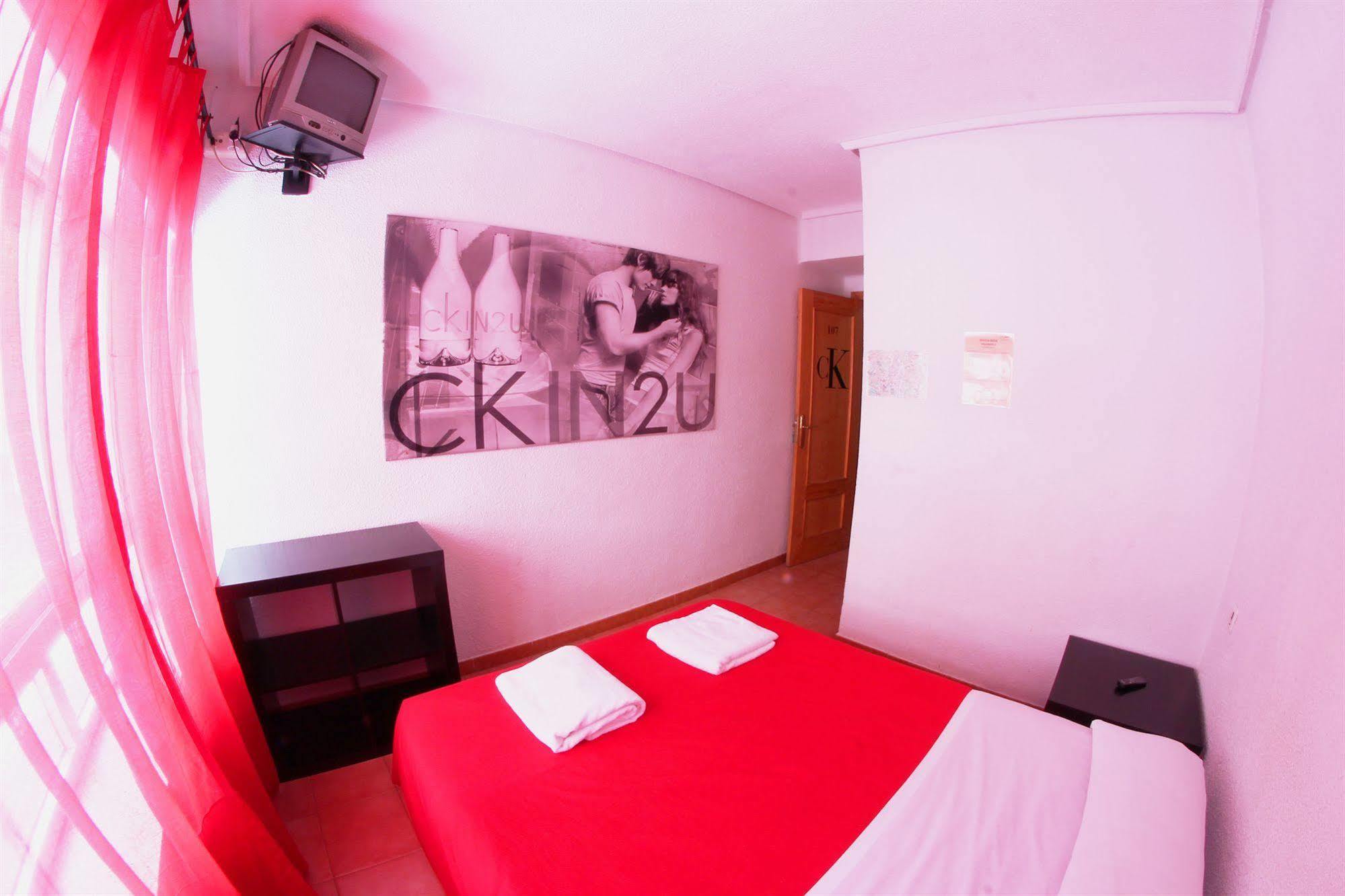 Hostal Escapat Salamanca Exterior foto